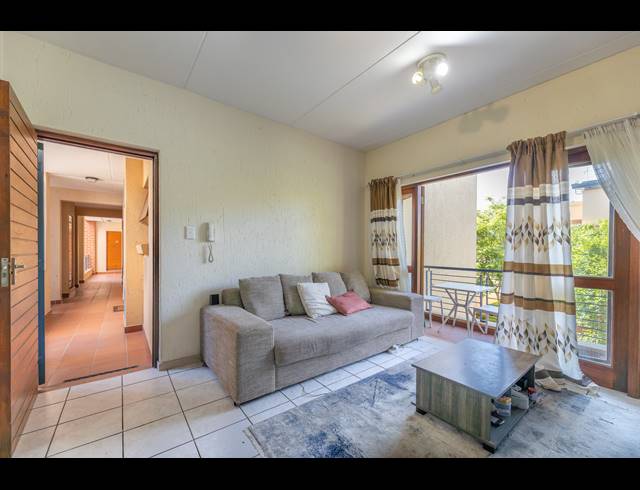 2 BEDROOM SECTIONAL TITLE FOR SALE IN DOUGLASDALE